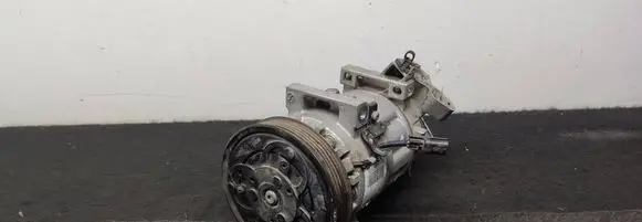 Renault Clio IV Air conditioning (A/C) compressor (pump) 926002352R Z0012593D 5101726755