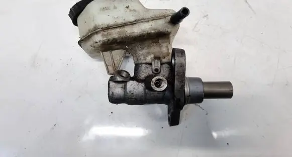 Opel Insignia A Master brake cylinder 41550110