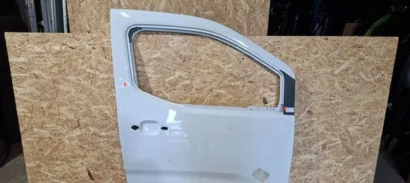 Toyota ProAce City Front door K980557