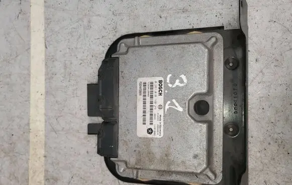 Jeep Grand Cherokee (WJ) Engine control unit/module 028101040