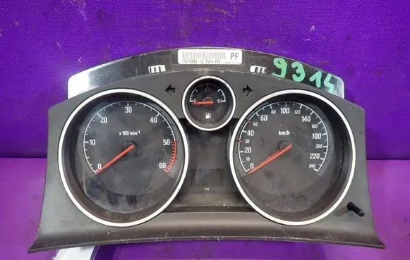 Opel Zafira B Speedometer (instrument cluster) 13216684