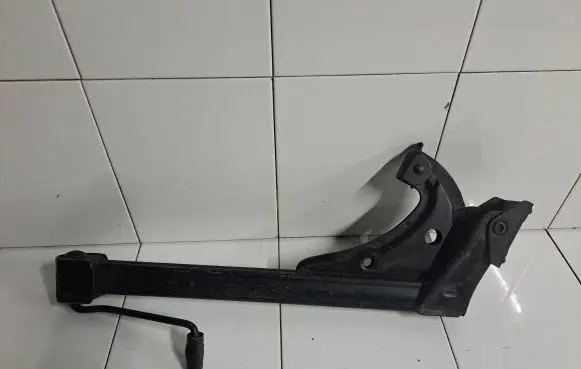 BMW 5 E34 Lift Jack 71121179621 800K9