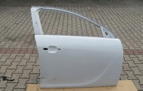 Opel Insignia A Front door
