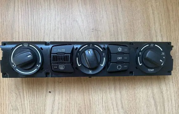 BMW 5 E60 E61 Climate control/heater control trim 6956826 6411695682601 695682601