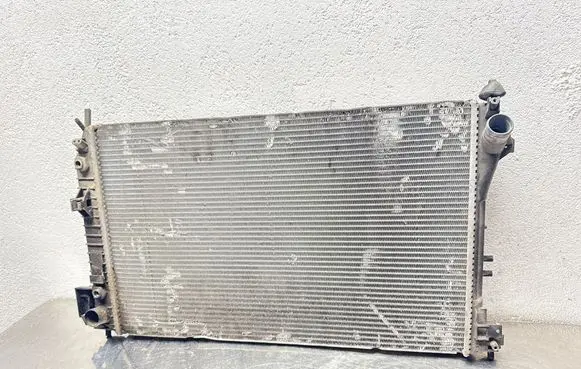 Opel Signum Coolant radiator 870830L RA1281