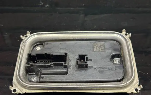 Mercedes-Benz E W213 Headlight ballast module Xenon A2139002834 22050702400329E 142022