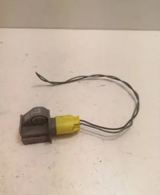Mercedes-Benz C W204 Airbag deployment crash/impact sensor A2048201985