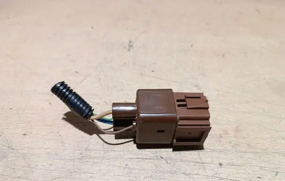 Peugeot 208 II Other relay 9656916680