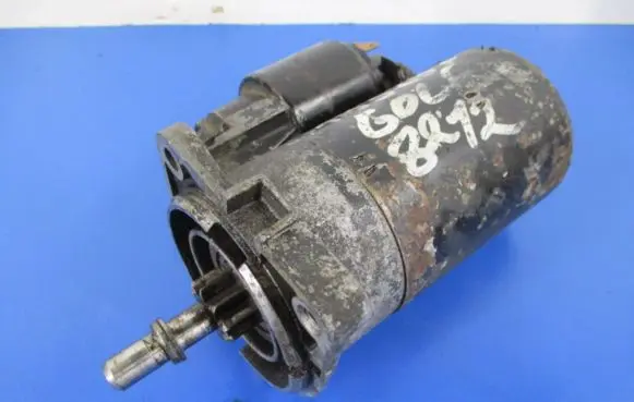 Volkswagen Golf II Starter motor 036911023M