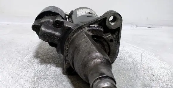 Audi A6 S6 C5 4B Starter motor 000109021 059911023H