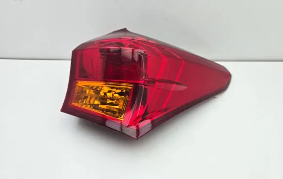 Toyota Auris E180 Rear/tail lights 583028 02267