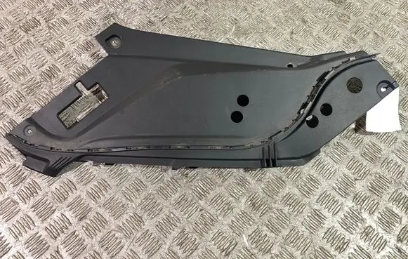 Volvo XC90 Radiator trim 31442733