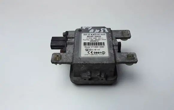 Lexus LS 460 - 600H Distronic sensor radar 882A050020