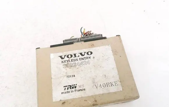 Volvo S40, V40 Comfort/convenience module 30824424 72114