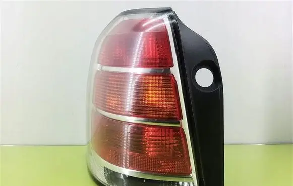 Opel Zafira B Rear/tail lights 24451841L