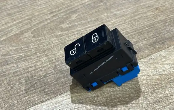 Land Rover Range Rover L405 Other switches/knobs/shifts CPLA14017BC 551063