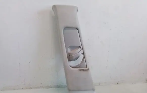 Toyota Corolla Verso E121 (B) pillar trim (top) 624120F010