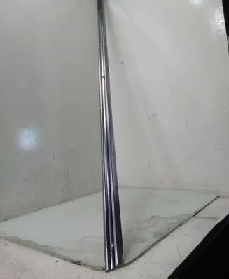 Volkswagen Golf I Side skirt front trim 