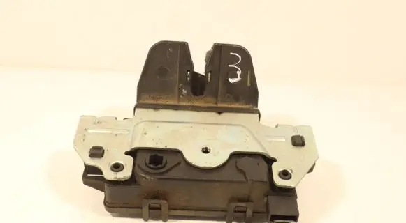 Opel Zafira B Tailgate/trunk/boot lock/catch/latch 495058721