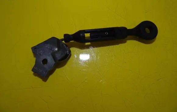 Audi A8 S8 D2 4D Throttle cable 4D0721757