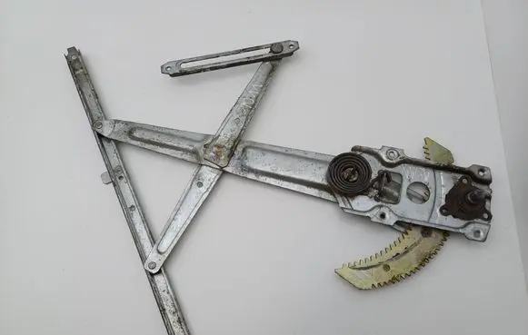 Daihatsu Gran Move Rear door manual window regulator 