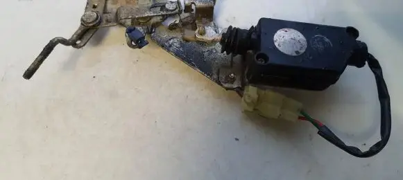 KIA Carnival Central locking motor 