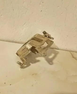 Dacia Dokker Sliding door lock Nocode