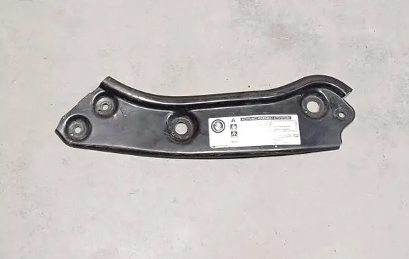 Volkswagen Touran II Radiator support slam panel bracket 1T0805931A