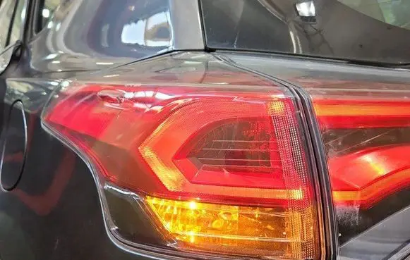 Toyota RAV 4 (XA40) Rear/tail lights 81560-42202 IMPRK1484076