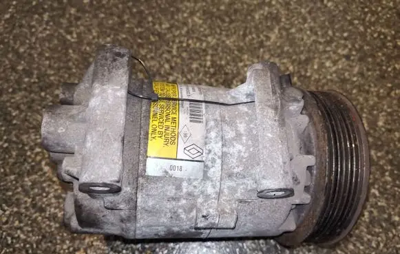 Renault Laguna II Air conditioning (A/C) compressor (pump) 8200309193