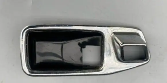 Mercedes-Benz S W116 Front door handle cover 1167660211