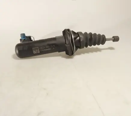 Renault Master III Master brake cylinder 306204410R