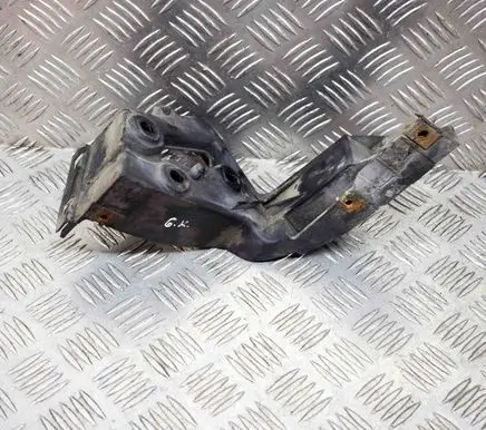 Audi A8 S8 D3 4E Rear bumper mounting bracket 4E0853913C
