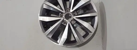 Volkswagen T-Roc R17 alloy rim 2GA601025