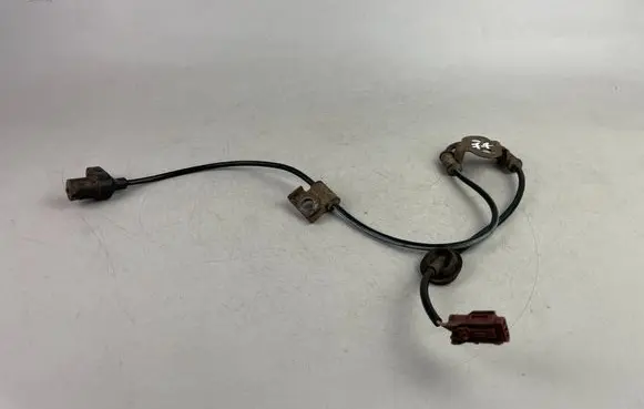 Subaru Legacy ABS brake wheel speed sensor 27540AE020