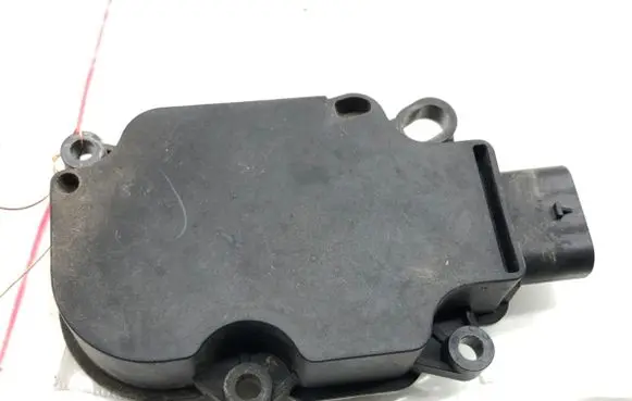 Mazda CX-9 Air flap motor/actuator BJD650RA0
