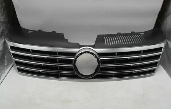 Volkswagen PASSAT CC Front grill 3C8853653A