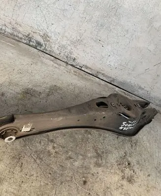 Volkswagen Touran III Rear upper control arm/wishbone 5qa505311