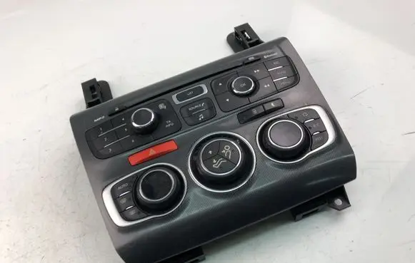 Citroen C4 II Climate control unit 9666027477