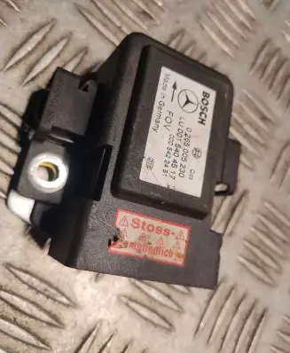 Mercedes-Benz E W210 Yaw turn rate sensor 0015404517