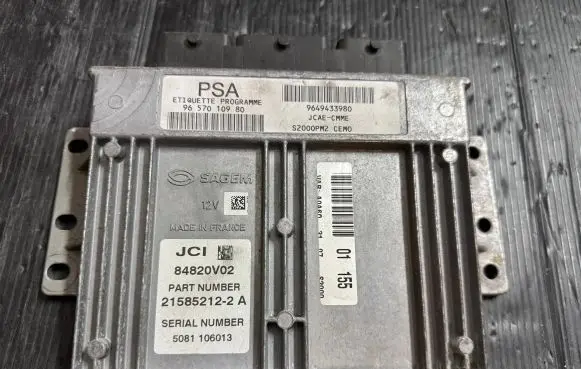 Citroen C3 Engine control unit/module 9649433980 9657010980 S2000PM2