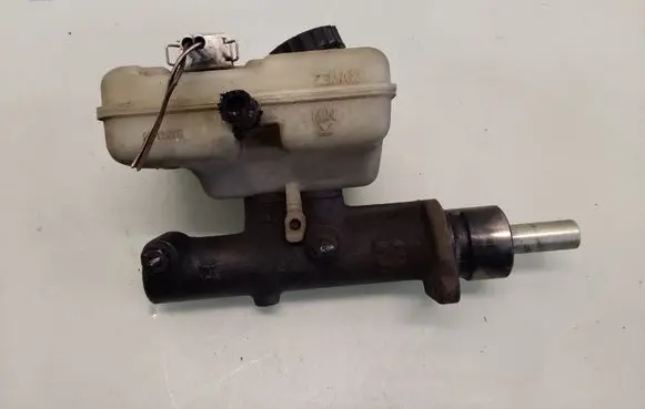 Volkswagen II LT Master brake cylinder A0004316501