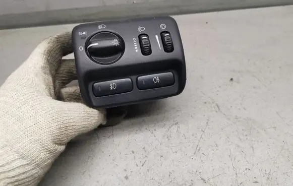 Volvo S80 Light switch 8691745 MF232500108