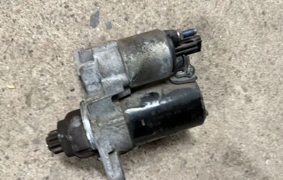Seat Ibiza IV (6J,6P) Starter motor 02T911023R