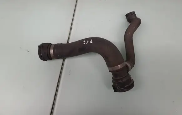 BMW X5 E70 Engine coolant pipe/hose 7586774 17127586774