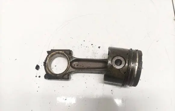 Peugeot 307 Piston with connecting rod
