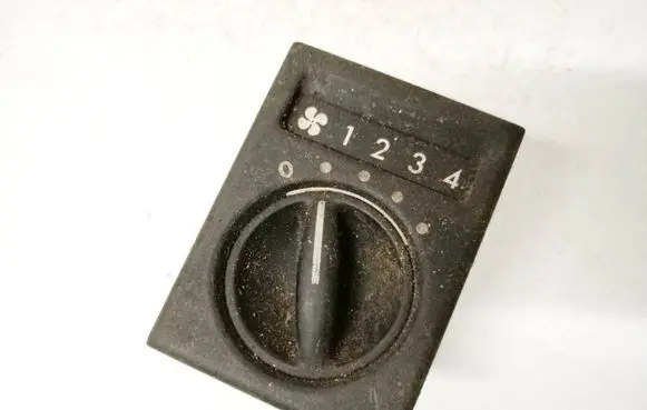 Opel Rekord E2 Air conditioning (A/C) switch 90056720 04844400