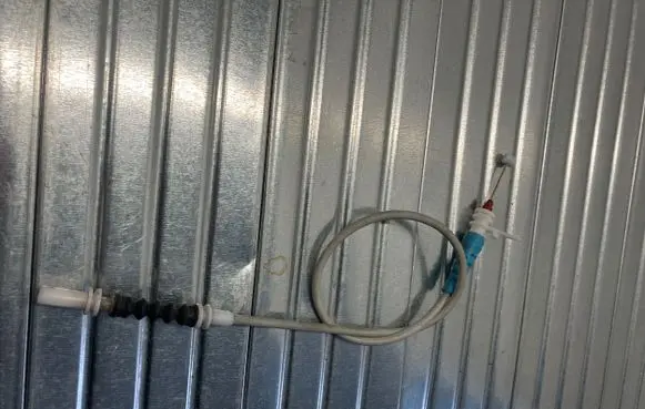 Front door cable line