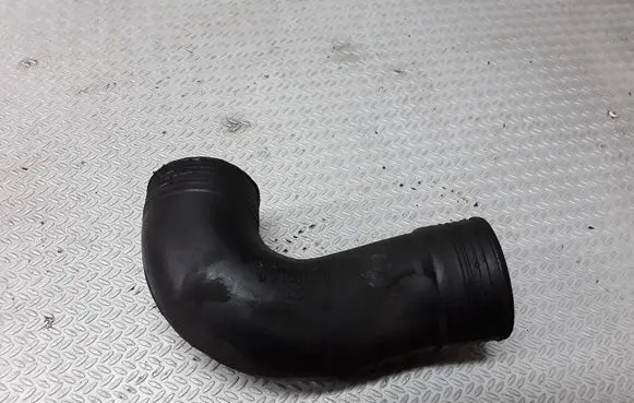Volvo XC90 Intercooler hose/pipe 30751920