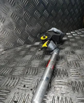 Volvo XC70 Front seatbelt